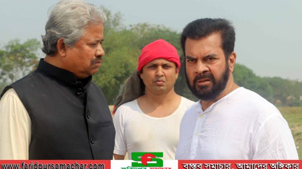 পূর্ণদৈর্ঘ্য ছায়াছবি  পরিচালনা করছেন জনপ্রিয় অভিনেত্রী রোজিনা  