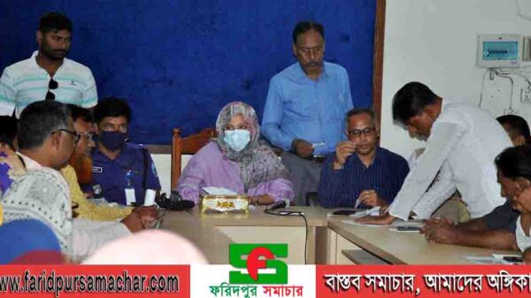 চরভদ্রাসনে ৩য় ধাপের ইউপি নির্বাচনে প্রার্থীদের মাঝে প্রতীক বরাদ্দ সম্পন্ন