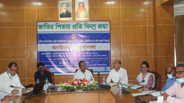 জনপ্রতিনিধিগণ ভালো কাজ করলে জেলা প্রশাসন তার পাশে থাকবে -- জেলা প্রশাসক অতুল সরকার।